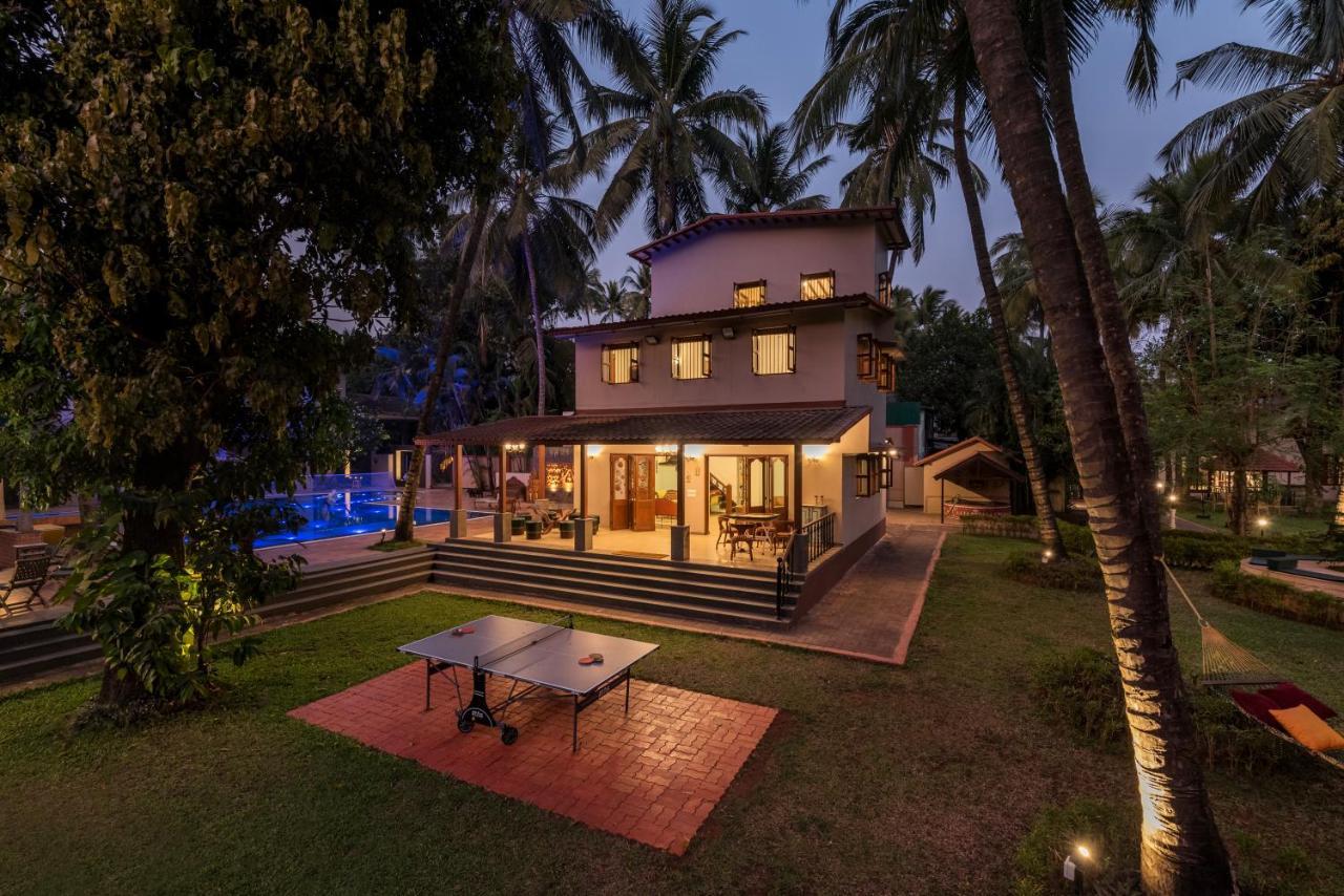 Saffronstays Casa Del Palms, Alibaug - Luxury Pool Villa With Chic Interiors, Alfresco Dining And Island Bar アリバグ エクステリア 写真