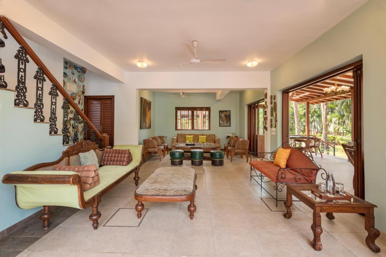 Saffronstays Casa Del Palms, Alibaug - Luxury Pool Villa With Chic Interiors, Alfresco Dining And Island Bar アリバグ エクステリア 写真