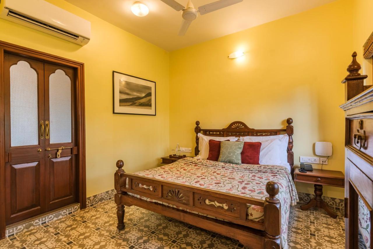 Saffronstays Casa Del Palms, Alibaug - Luxury Pool Villa With Chic Interiors, Alfresco Dining And Island Bar アリバグ エクステリア 写真