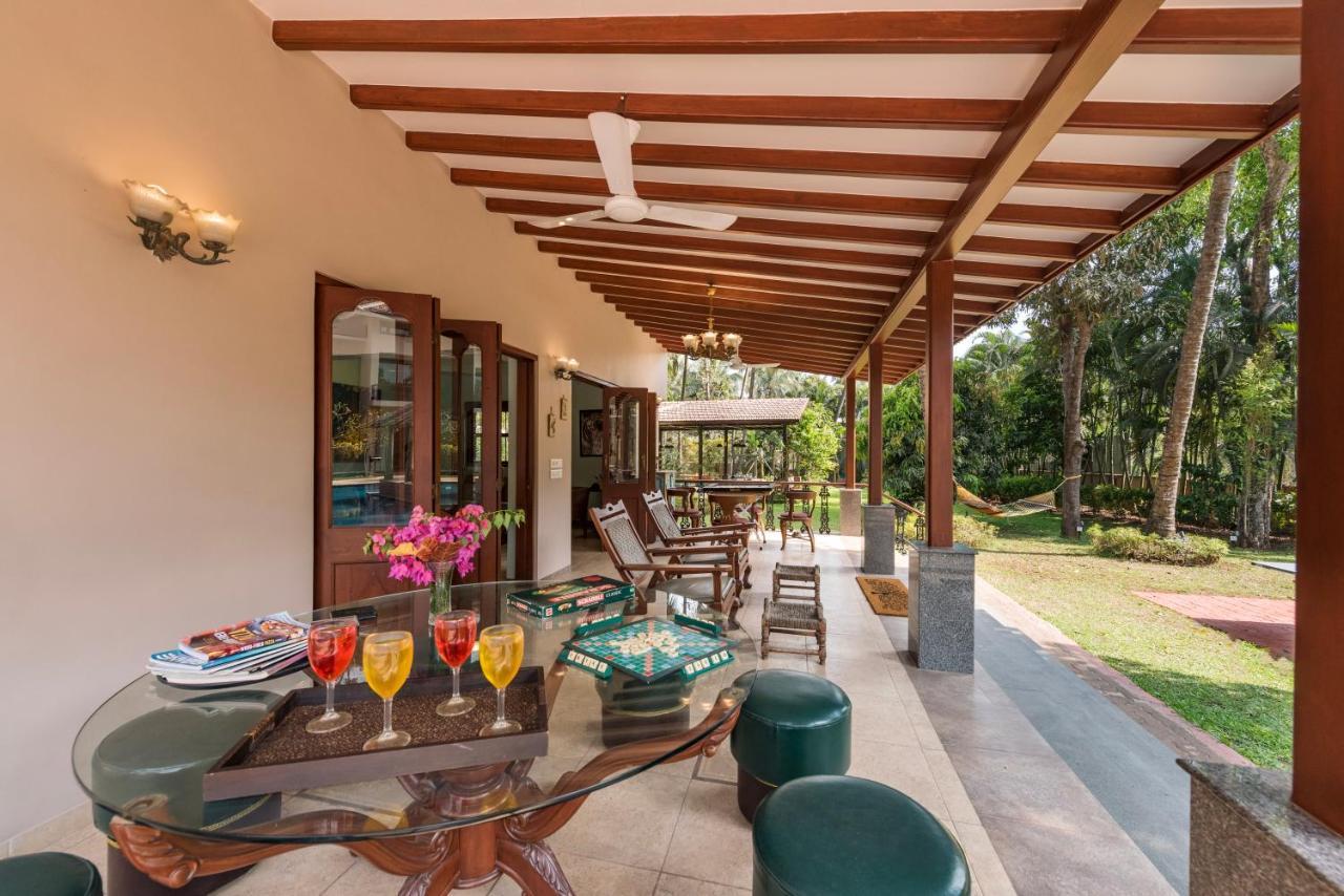 Saffronstays Casa Del Palms, Alibaug - Luxury Pool Villa With Chic Interiors, Alfresco Dining And Island Bar アリバグ エクステリア 写真