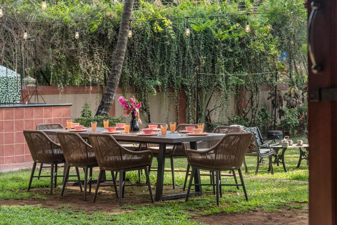 Saffronstays Casa Del Palms, Alibaug - Luxury Pool Villa With Chic Interiors, Alfresco Dining And Island Bar アリバグ エクステリア 写真