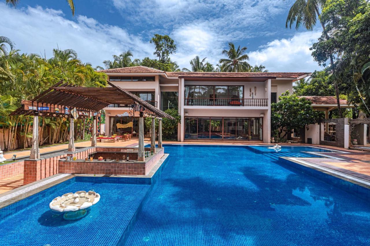 Saffronstays Casa Del Palms, Alibaug - Luxury Pool Villa With Chic Interiors, Alfresco Dining And Island Bar アリバグ エクステリア 写真