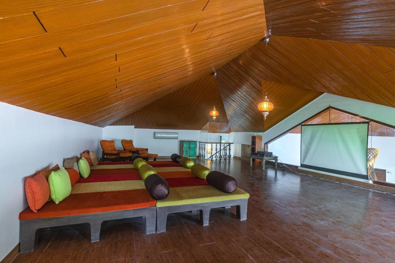 Saffronstays Casa Del Palms, Alibaug - Luxury Pool Villa With Chic Interiors, Alfresco Dining And Island Bar アリバグ エクステリア 写真