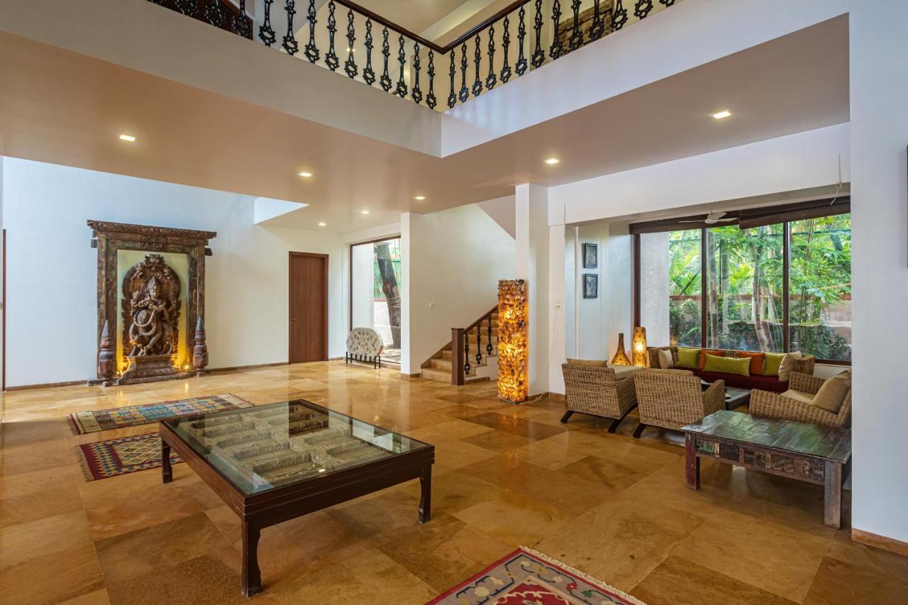 Saffronstays Casa Del Palms, Alibaug - Luxury Pool Villa With Chic Interiors, Alfresco Dining And Island Bar アリバグ エクステリア 写真